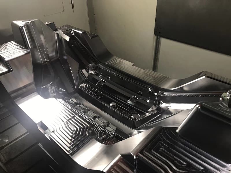 Finished mold cavity used for a closed-loop tooling review